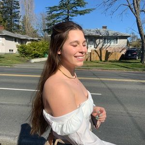 Meet your Posher, Isabella